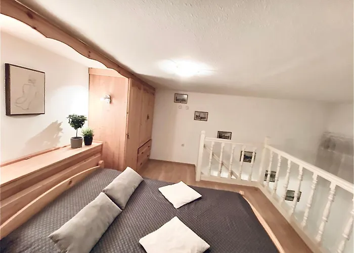 Andrassy Apartman *